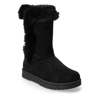 LAST TWO AVAILABLE!! New SO Women's Black Faux Fur Winter Boots
